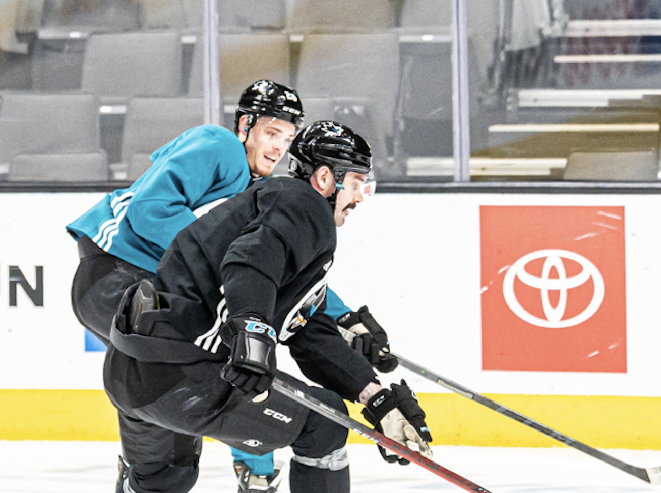 Captain Logan Couture calls out two San Jose Sharks for 'selfish